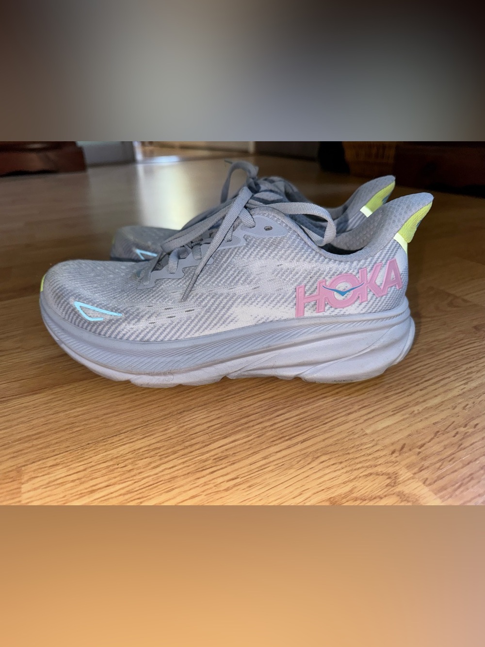 Women’s Hoka Clifton 9